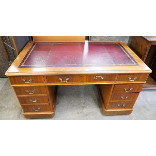 118 - A late Victorian mahogany and red leather topped desk