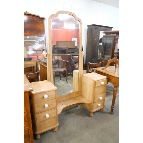 174 - A French pine dressing table