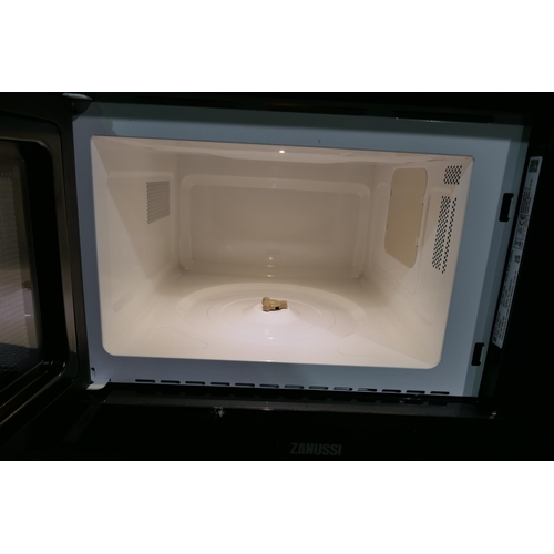 3020 - Zanussi Microwave (Missing Parts: Microwave plate and back leg) (H459xW594xD404)  (model no. ZMBN4SK... 