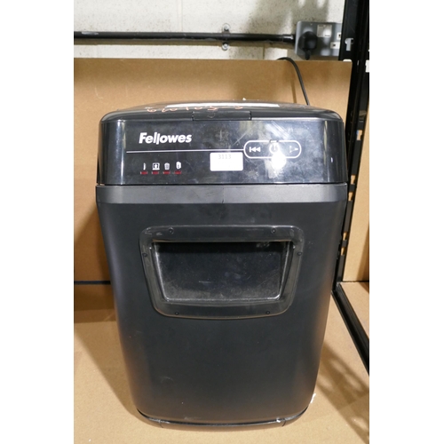 3113 - Fellowes 130c shredder - cracked drawer (p32) * This lot is subject to VAT