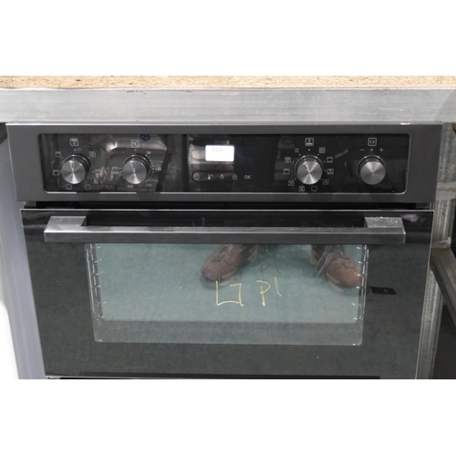 3164 - Zanussi Built-in Double Oven - Missing Shelves - Model ZKCNA7KN (H888xW594xD568), original RRP £540.... 