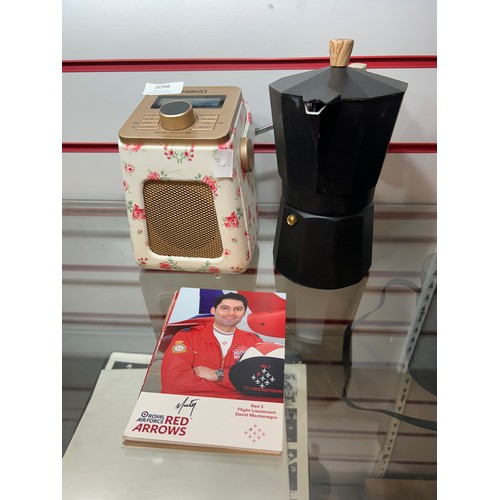 2098 - A digital radio and an unused espresso maker and 10 signed Red Arrow fact cards