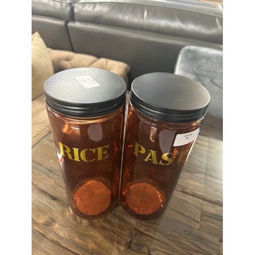 1470 - A set of rice and pasta amber glass storage jars - H 28cms (68429808)