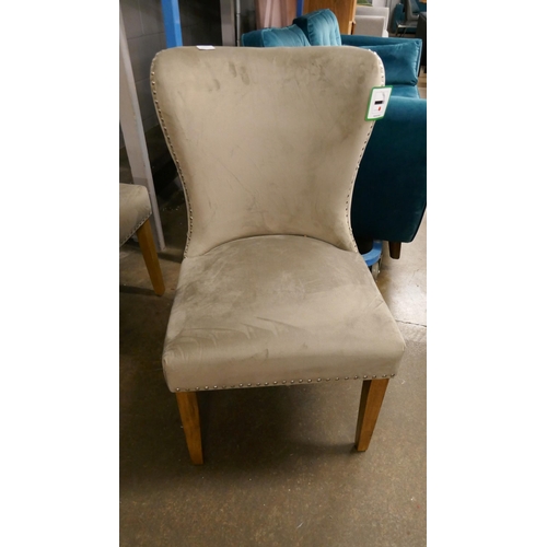 1431 - A pair of taupe velvet buttoned chairs * this lot is subject to VAT