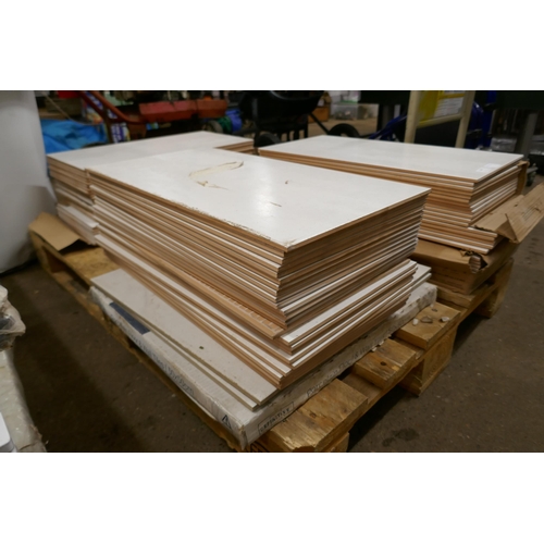 2224 - A quantity of 79 60x30cm ceramic wall and floor tiles and a quantity of 6 50x50cm porcelain wall and... 