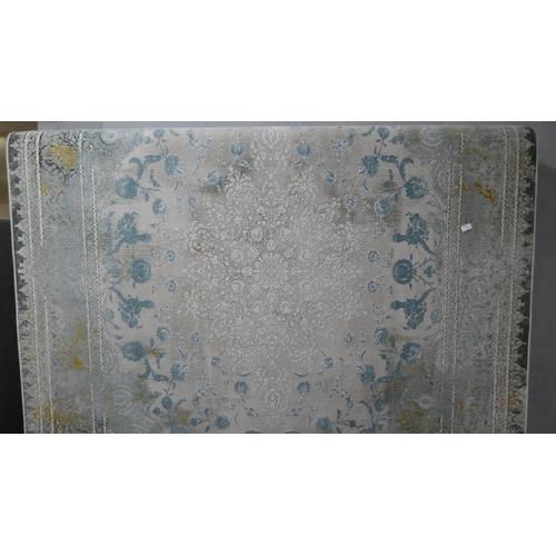 1516 - A fine woven Iranian designer carpet, vintage look grey ground with hints of duck egg blue (3m x 2m)