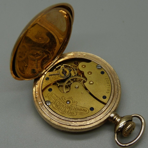 1024 - A Waltham hunter pocket watch with engraved case, cuvette marked '14K Guaranteed 25 Years', 34mm