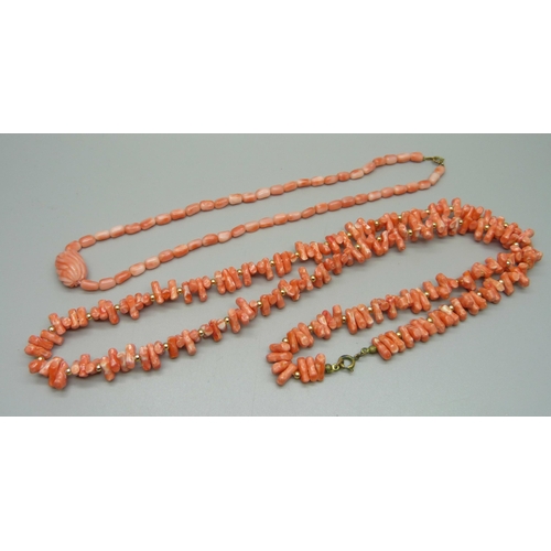 1052 - Two coral necklaces