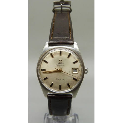 1062 - An Omega Geneve automatic date display wristwatch, with original buckle and an Omega carrier box