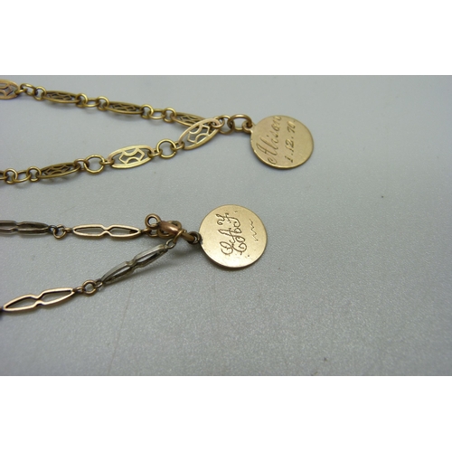 1087 - Two 9ct gold fancy link bracelets and two engraved disc pendants, 5.6g