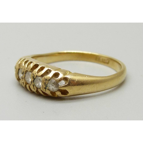 1092 - An 18ct gold ring set with five graduated diamonds weighing approximately 0.11ct, 3g, J