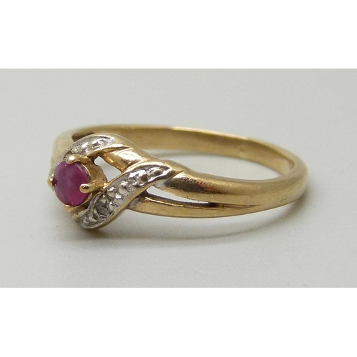 1104 - A 9ct gold, diamond and ruby ring, 1.5g, I