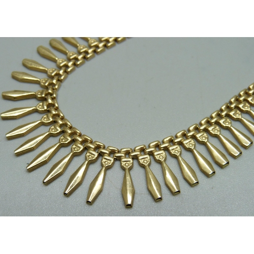 1116 - A 9ct gold necklet, 18.6g