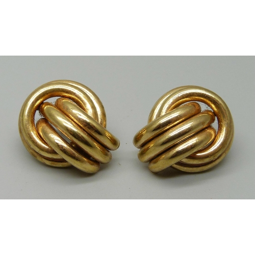 1117 - A pair of 9ct gold earrings, 4.8g