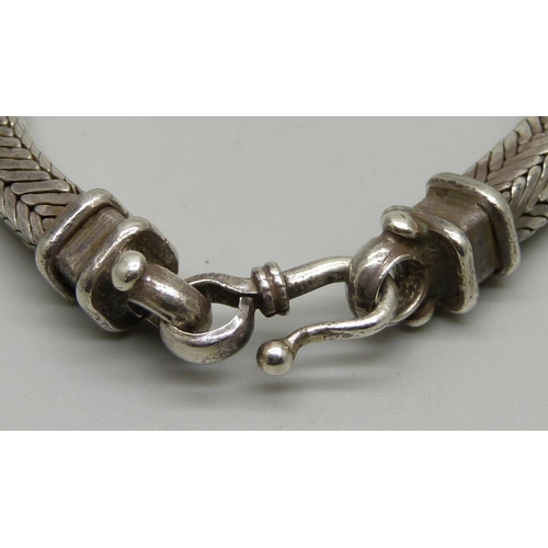 1134 - An Indian white metal snake chain bracelet, 76g