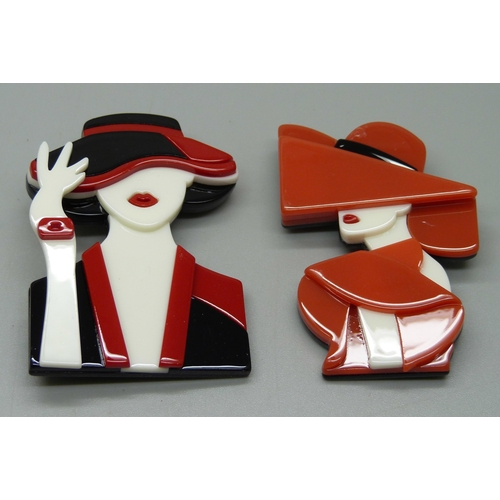 1138 - Two Art Deco style plastic brooches