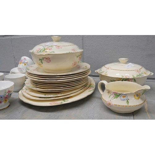 1142 - Alfred Meakin Royal Marigold dinnerware and Virginia Stock pattern teaware **PLEASE NOTE THIS LOT IS... 