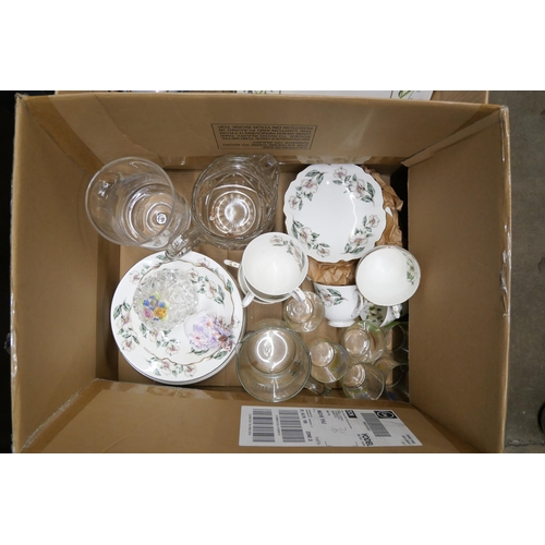 1166 - A collection of decorative china, teaware, Beatrix Potter, a Worcester cake stand, etc., (5) **PLEAS... 