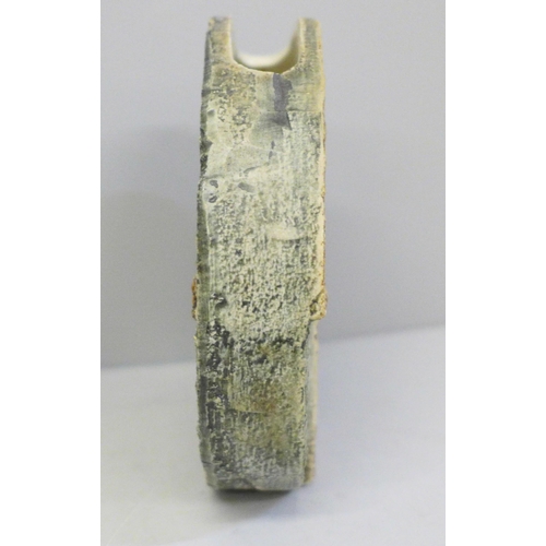 646 - A small Troika Crucifix wheel vase, signed to the base, 11.5cm