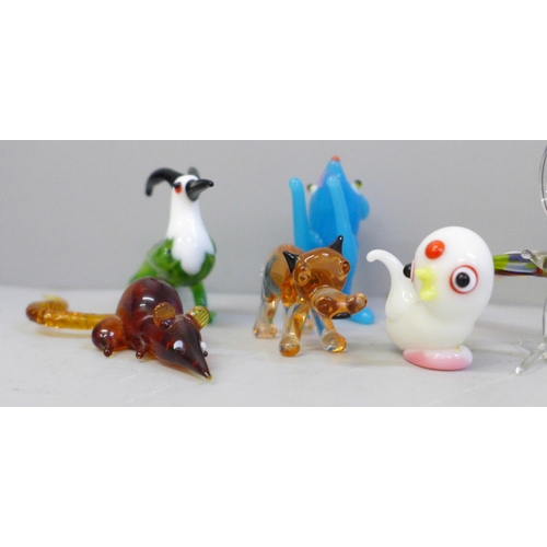 669 - Twenty hand blown vintage glass animals