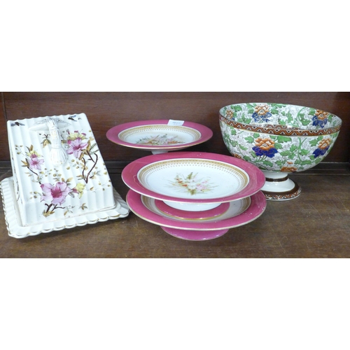 719 - A Royal Doulton pedestal bowl, cheese dish and cover and three pieces of 
Royal Worcester, one stain... 