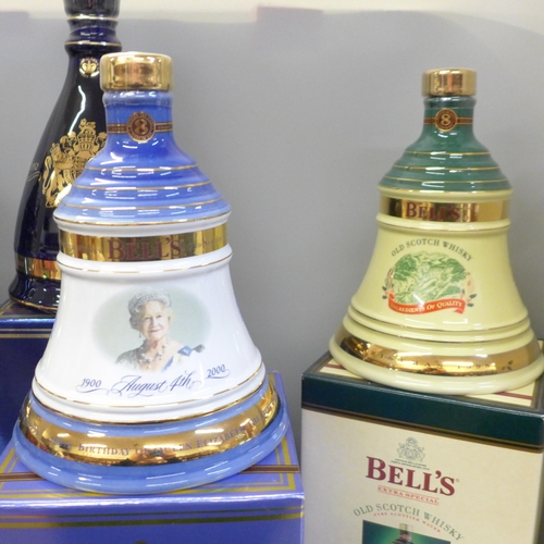 720 - Five Wade Bell's Whisky decanters including Queen Elizabeth The Queen Mother 100th Birthday Christma... 