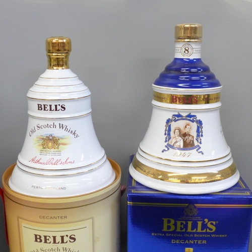 722 - Four Wade Bell's Whisky decanters; three Extra Special and a 1990 Princes Eugenie