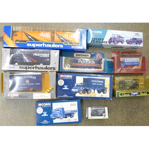 731 - A collection of Pickfords model vehicles, mostly Corgi, two Matchbox, one Oxford