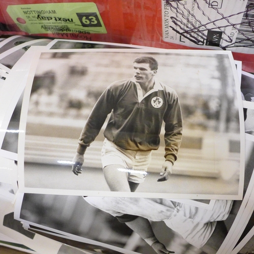 748 - Rugby Union, selection of mainly 8 x 10 & 6 x 8 press photographs including Match Action, Graham Chi... 