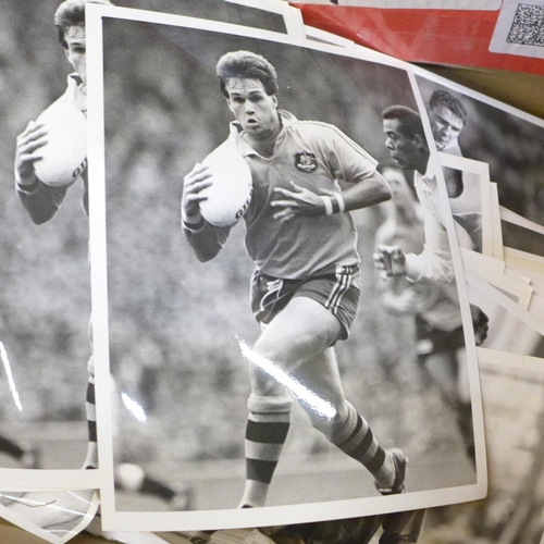 748 - Rugby Union, selection of mainly 8 x 10 & 6 x 8 press photographs including Match Action, Graham Chi... 