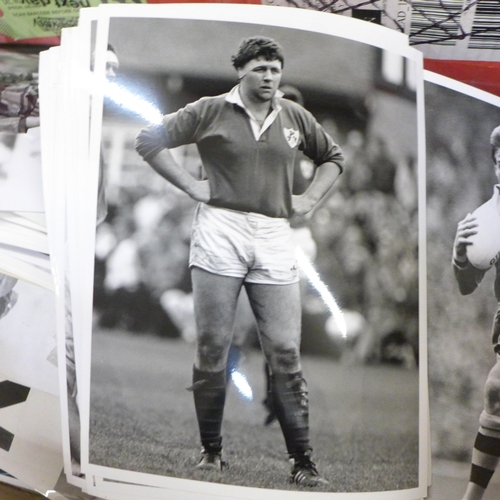 748 - Rugby Union, selection of mainly 8 x 10 & 6 x 8 press photographs including Match Action, Graham Chi... 