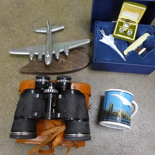 754 - A Co-op Commemorative Flight Set, Concorde and Sopwith Camel, RAF cufflinks, a Concorde commemorativ... 