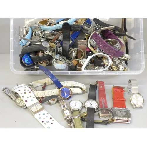 770 - Assorted wristwatches