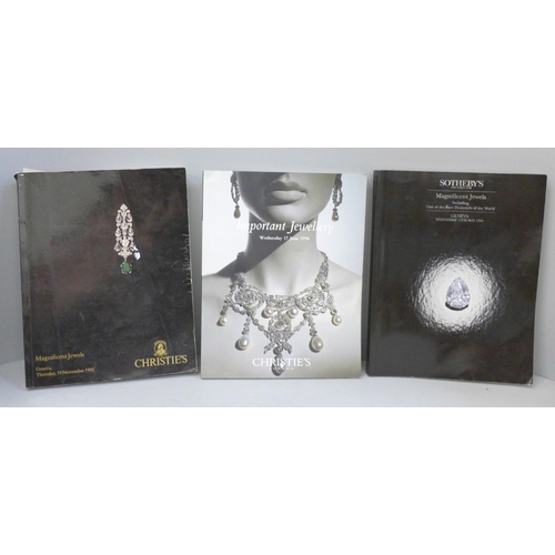 777 - A Christie's Important Jewellery catalogue, 1998, Christie's Magnificent Jewels 1992 and a Sotheby's... 