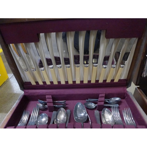 807 - Two canteens of cutlery including one United Cutlers