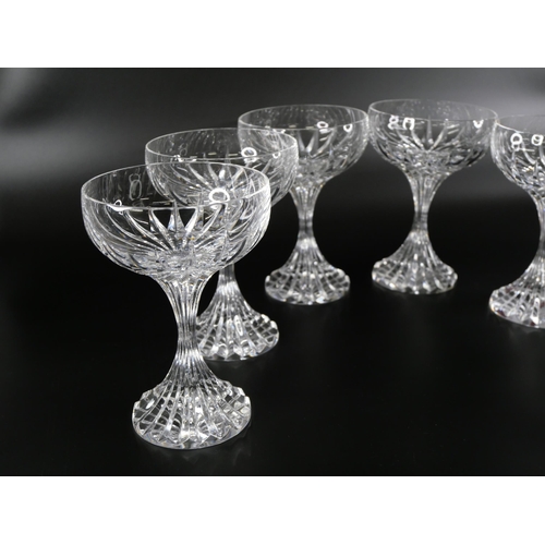 818 - A collection of Massena pattern Baccarat drinking glasses - A set of six large wine glasses, six sma... 