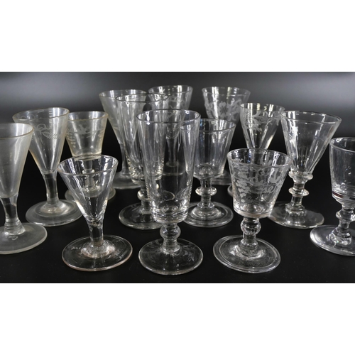 845 - Fourteen tot glasses including miniatures, circa 1800 and earlier