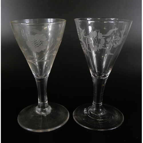 845 - Fourteen tot glasses including miniatures, circa 1800 and earlier