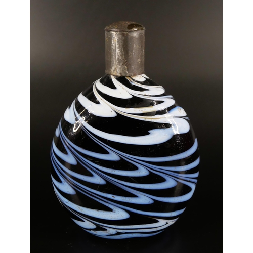 846 - A circa 1800/10 Nailsea glass flask, 12cm