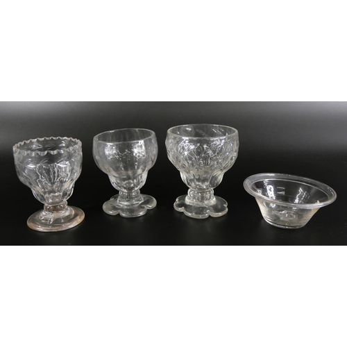 849 - Three bonnet glasses and a patty pan