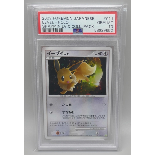 885 - A PSA 10 Eevee, vintage Japanese holo promo Pokemon card