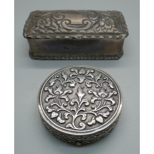 922 - A silver box, 50g, and a white metal compact with mirror, (tests as silver)