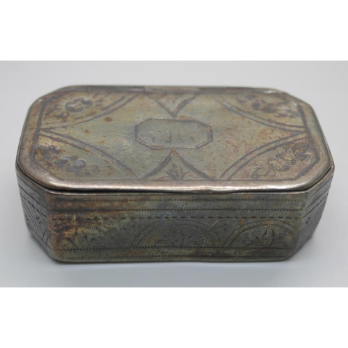 932 - A George IV silver snuff box, Birmingham 1822, Samuel Pemberton, 41g, 58mm wide