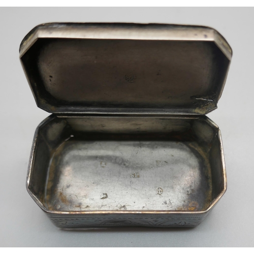 932 - A George IV silver snuff box, Birmingham 1822, Samuel Pemberton, 41g, 58mm wide