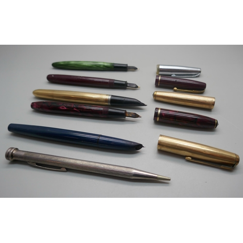 939 - Two fountain pens with 14ct gold nibs, Conway 15 and Waterman's W2, two Parker pens, one other and a... 