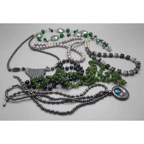 958 - Bead necklets including hematite