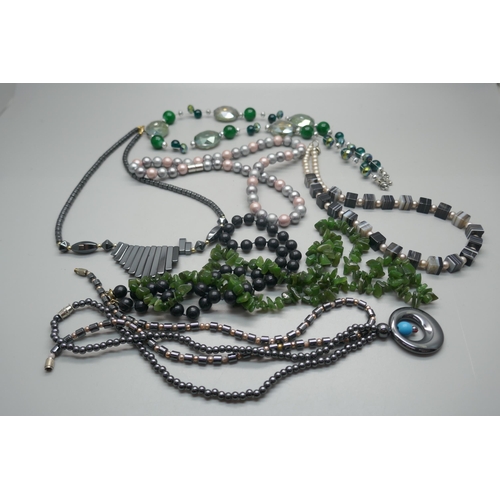 958 - Bead necklets including hematite