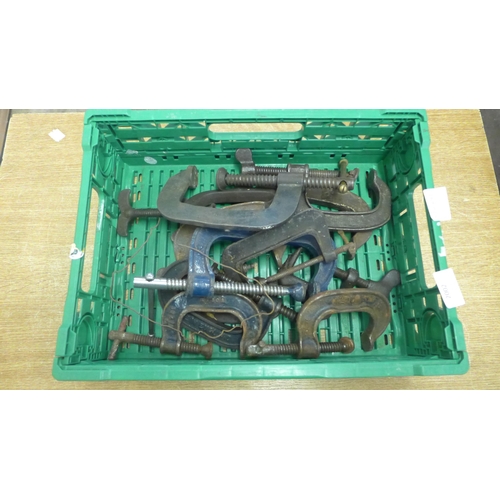 2002 - A box of approx. 10 G clamps