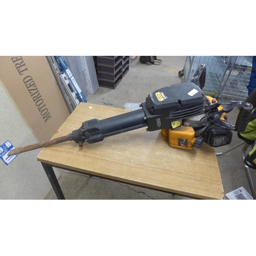 2018 - A Jobsite gasoline jack hammer (CT2043) with one point