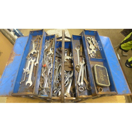 2020 - A metal tool box filled with spanners and two other tool box